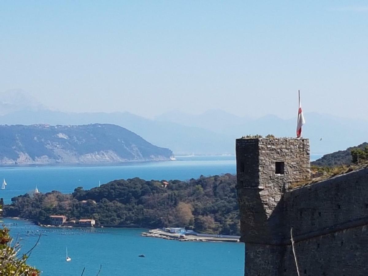 La Stanzetta Dei Rosa Apartment Porto Venere Luaran gambar