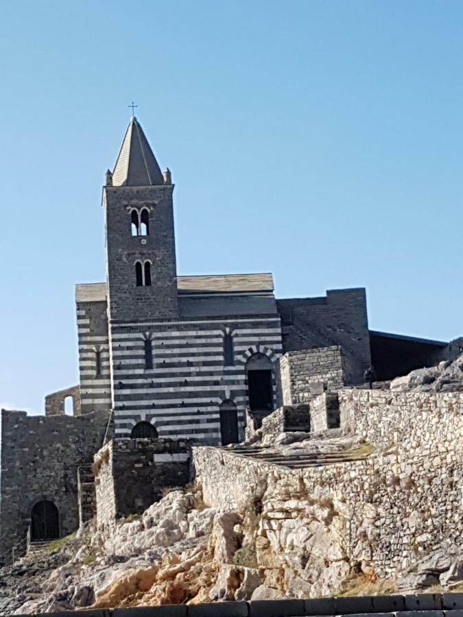 La Stanzetta Dei Rosa Apartment Porto Venere Luaran gambar
